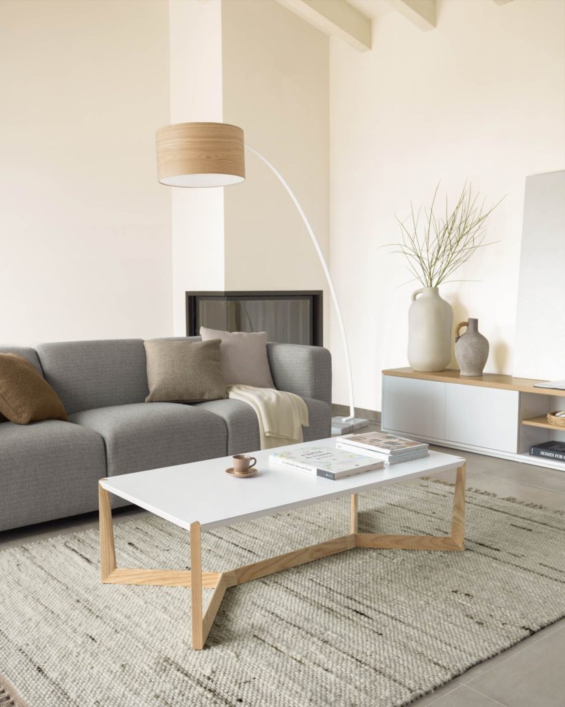 White rectangle coffee table